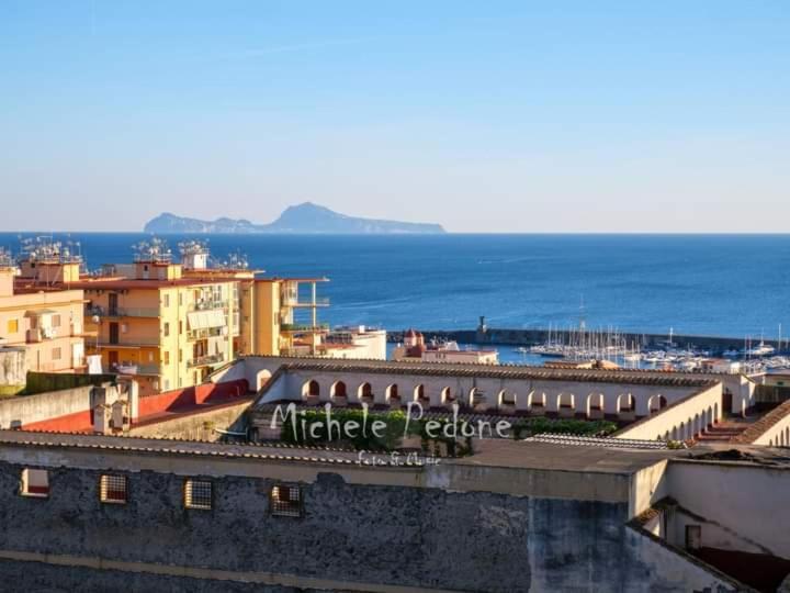 La Via Del Mare Bed & Breakfast Torre del Greco Luaran gambar