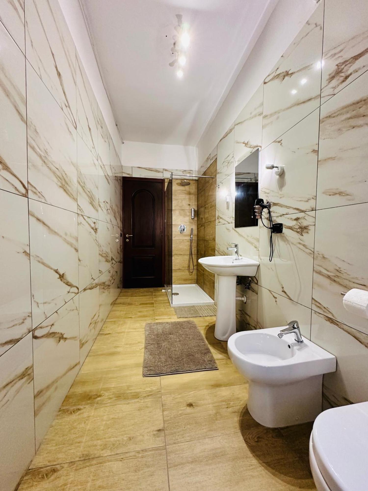 La Via Del Mare Bed & Breakfast Torre del Greco Luaran gambar